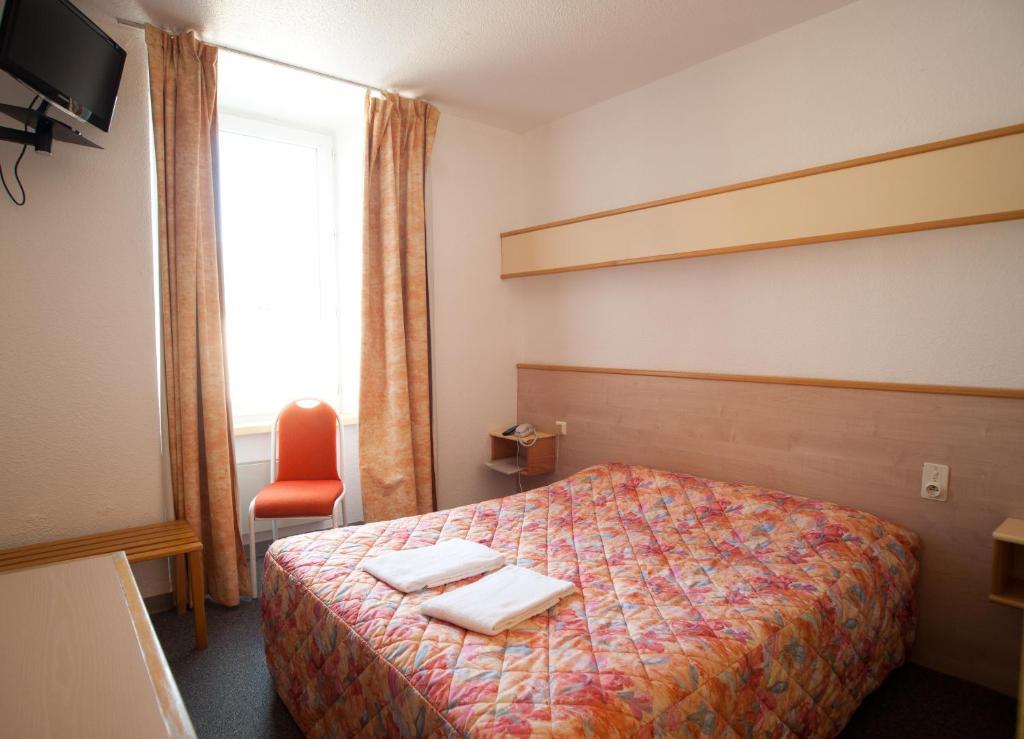 Citotel Hotel Le Commerce Sévérac-le-Château الغرفة الصورة