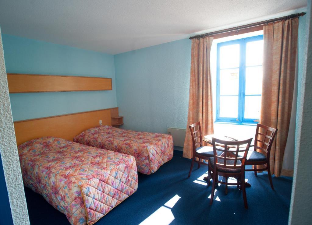 Citotel Hotel Le Commerce Sévérac-le-Château الغرفة الصورة